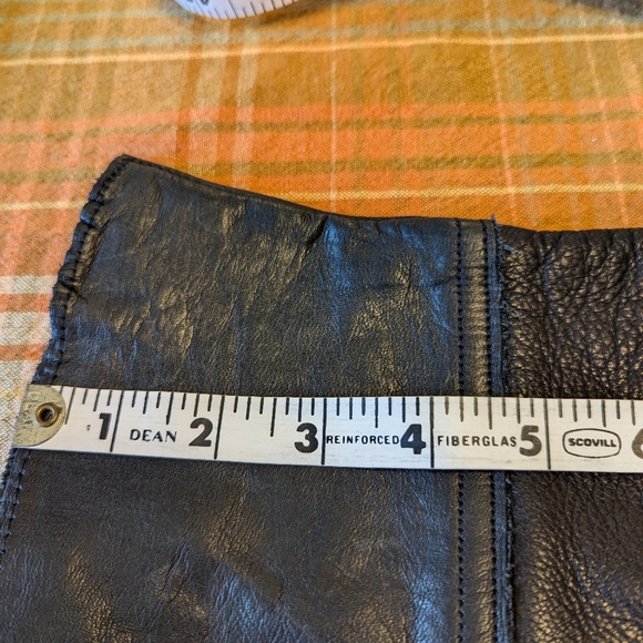 Leather Riding Gloves - Picture 5 of 5